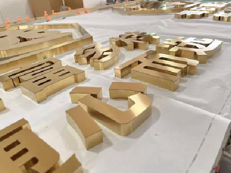 肥东拉丝不锈钢字的特点。